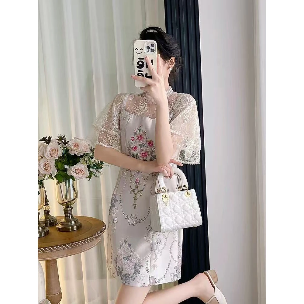 D28加绒加厚保暖打底衫上衣女冬季新款半高领刺绣拼接百搭上衣女