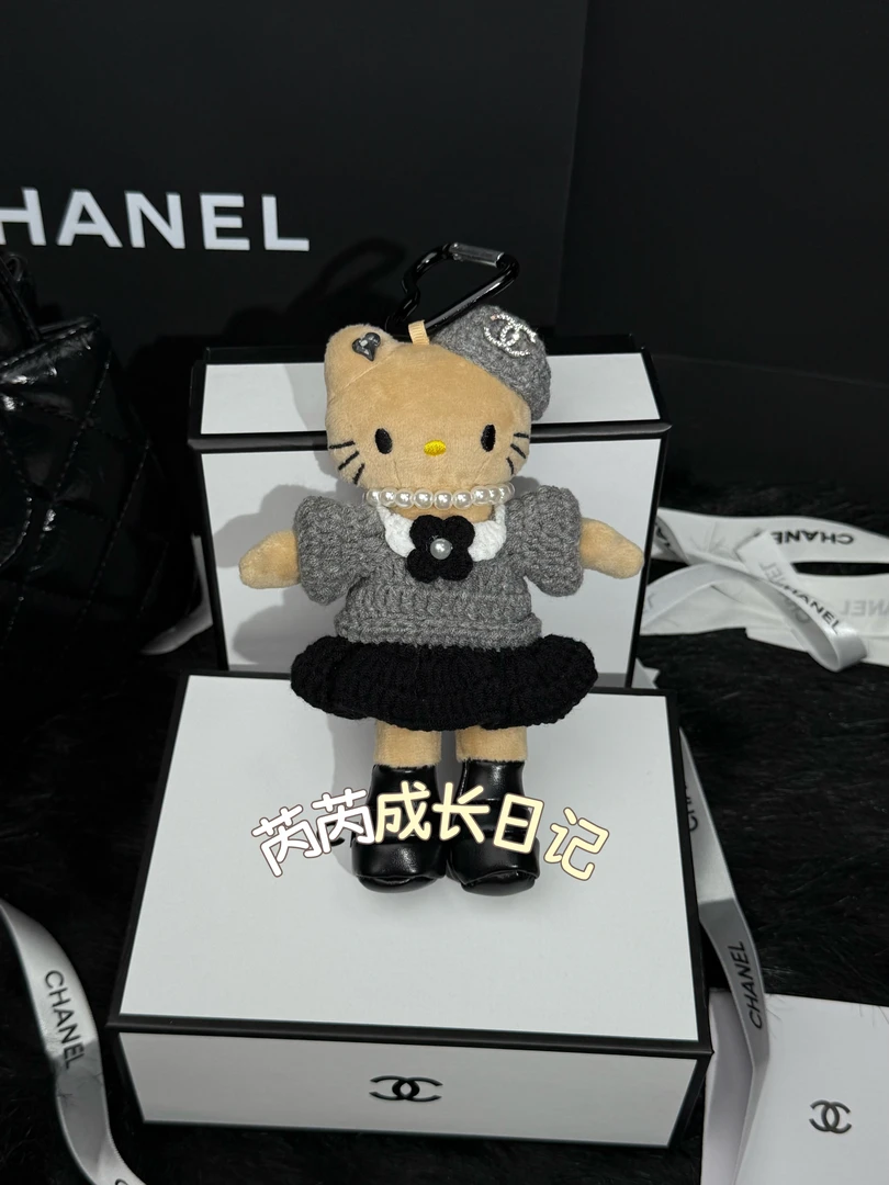 小香风Hellokitty包包挂件可爱毛绒公仔