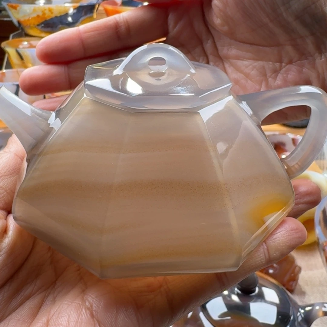 手***辰玛瑙/玉髓未镶嵌玛瑙茶壶