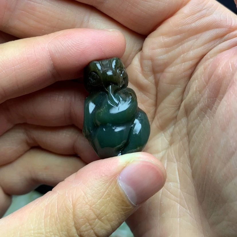 【闪购商品】颈饰未镶嵌和田玉