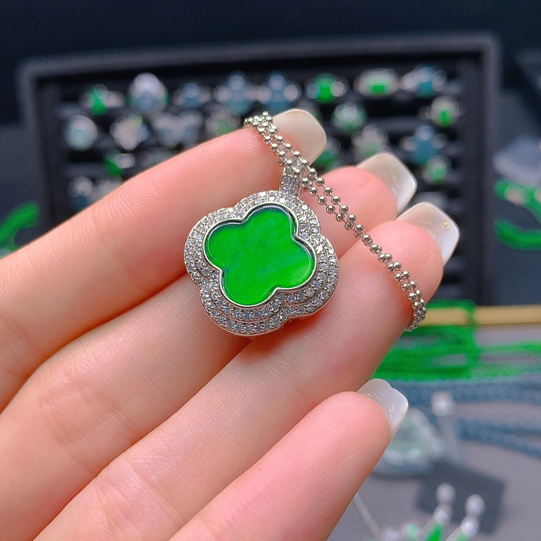 未镶嵌翡翠耳饰天然翡翠