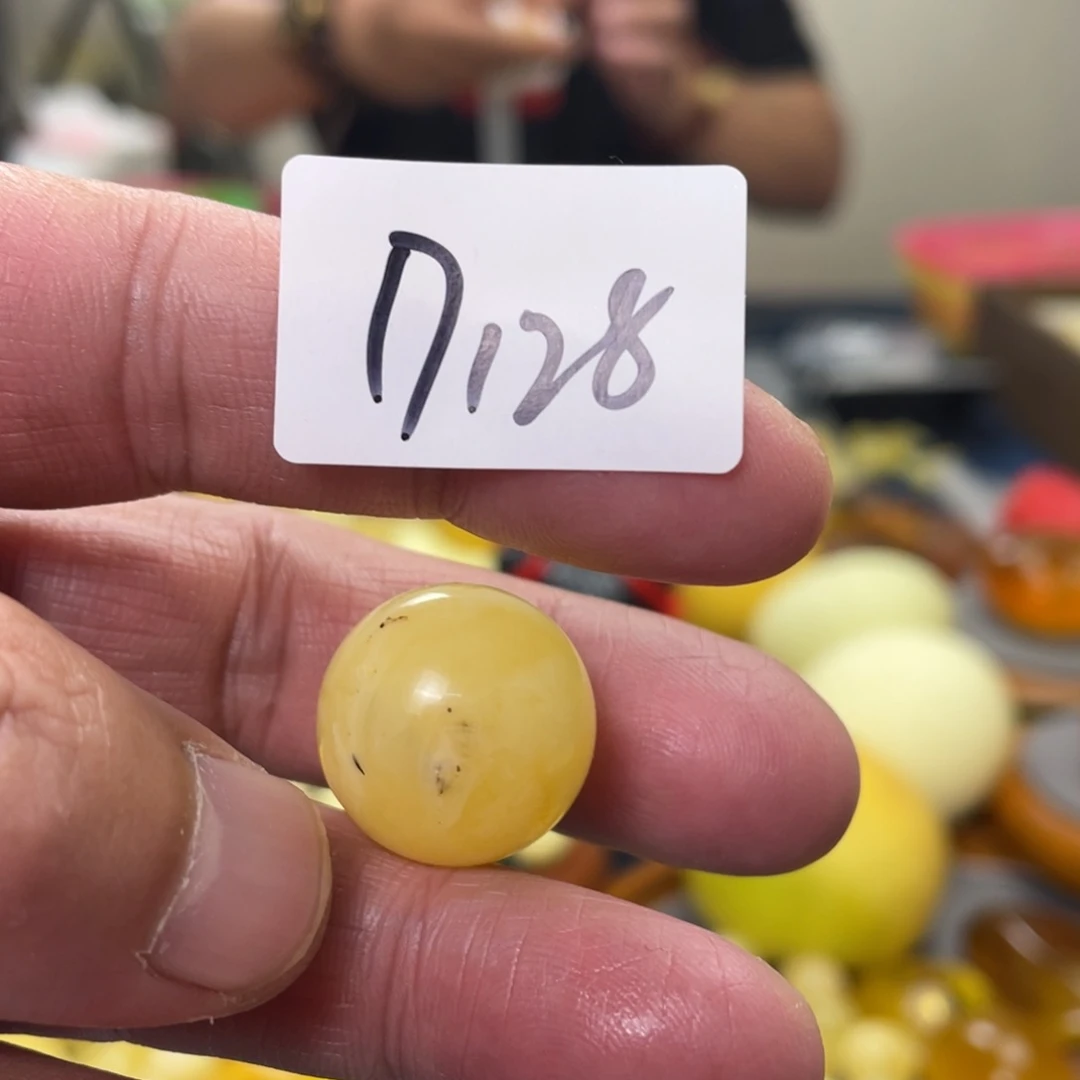 手链琥珀未镶嵌多样性发，发其中一件