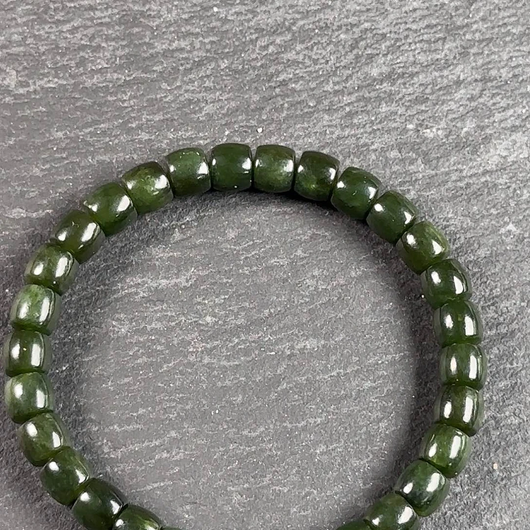 手链未镶嵌和田玉（碧玉）7×6和田碧玉