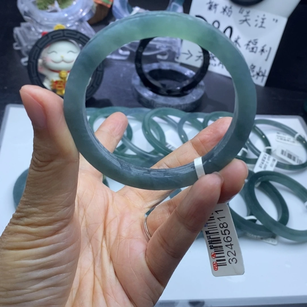 定制翡翠未镶嵌成品买断