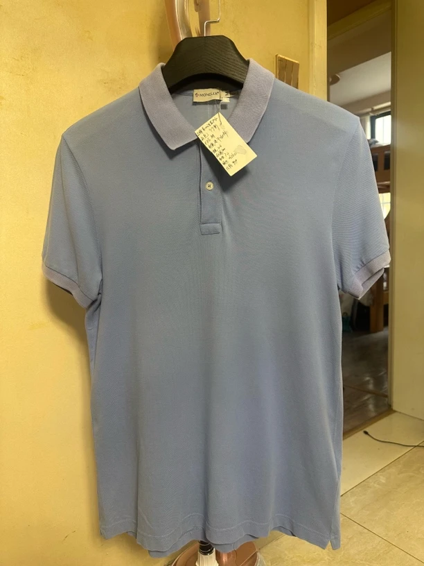99新 MONCLER 0656 蒙口天空蓝polo/99新/m码