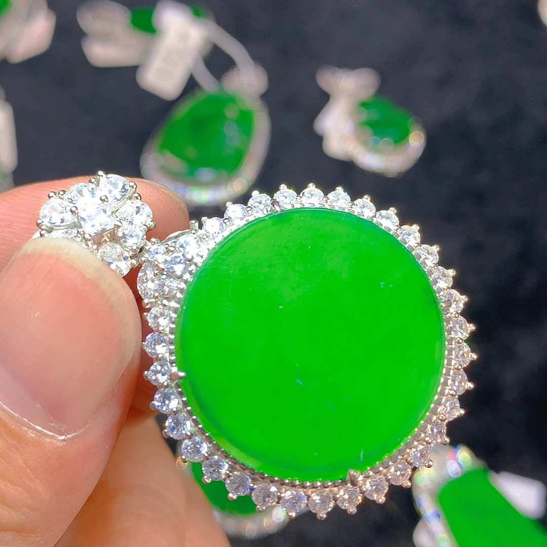 颈饰银S925镶嵌翡翠