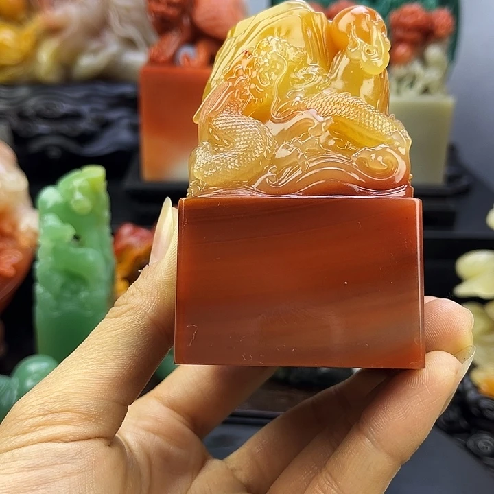 元***٭寿山石龙行天下寿山石