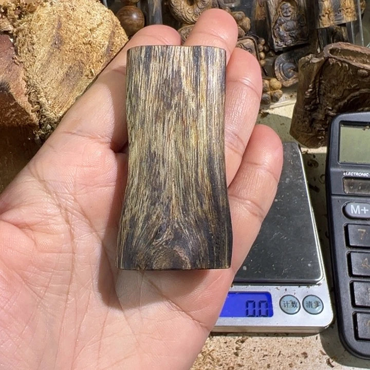 沉香吊坠白棋楠沉香吊坠12.8克