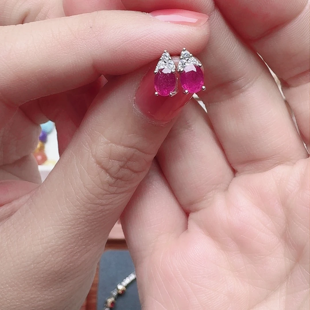 红宝石耳饰银S925镶嵌耳钉33