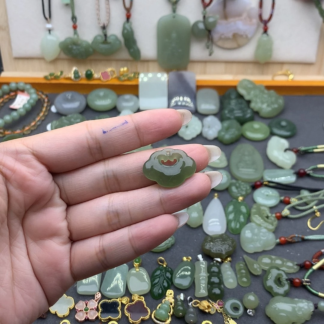 和田玉吊坠(不含链)未镶嵌