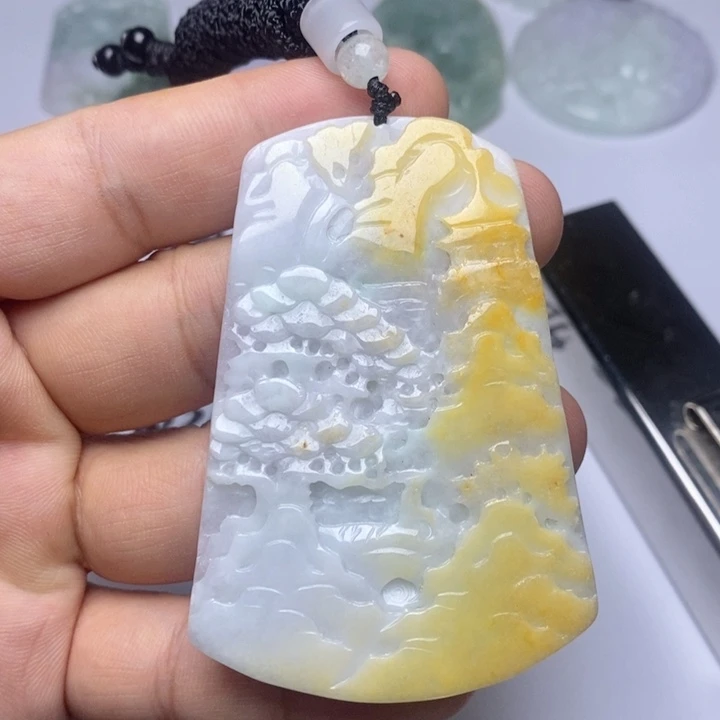 颈饰未镶嵌翡翠翡翠