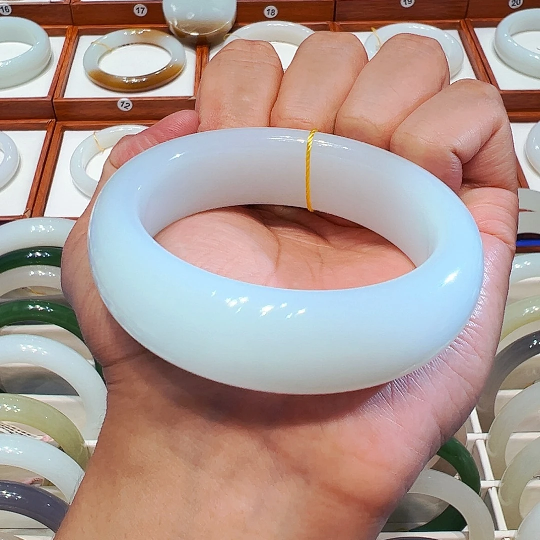 未镶嵌手镯和田玉新疆轮胎羊脂白玉55 56 57