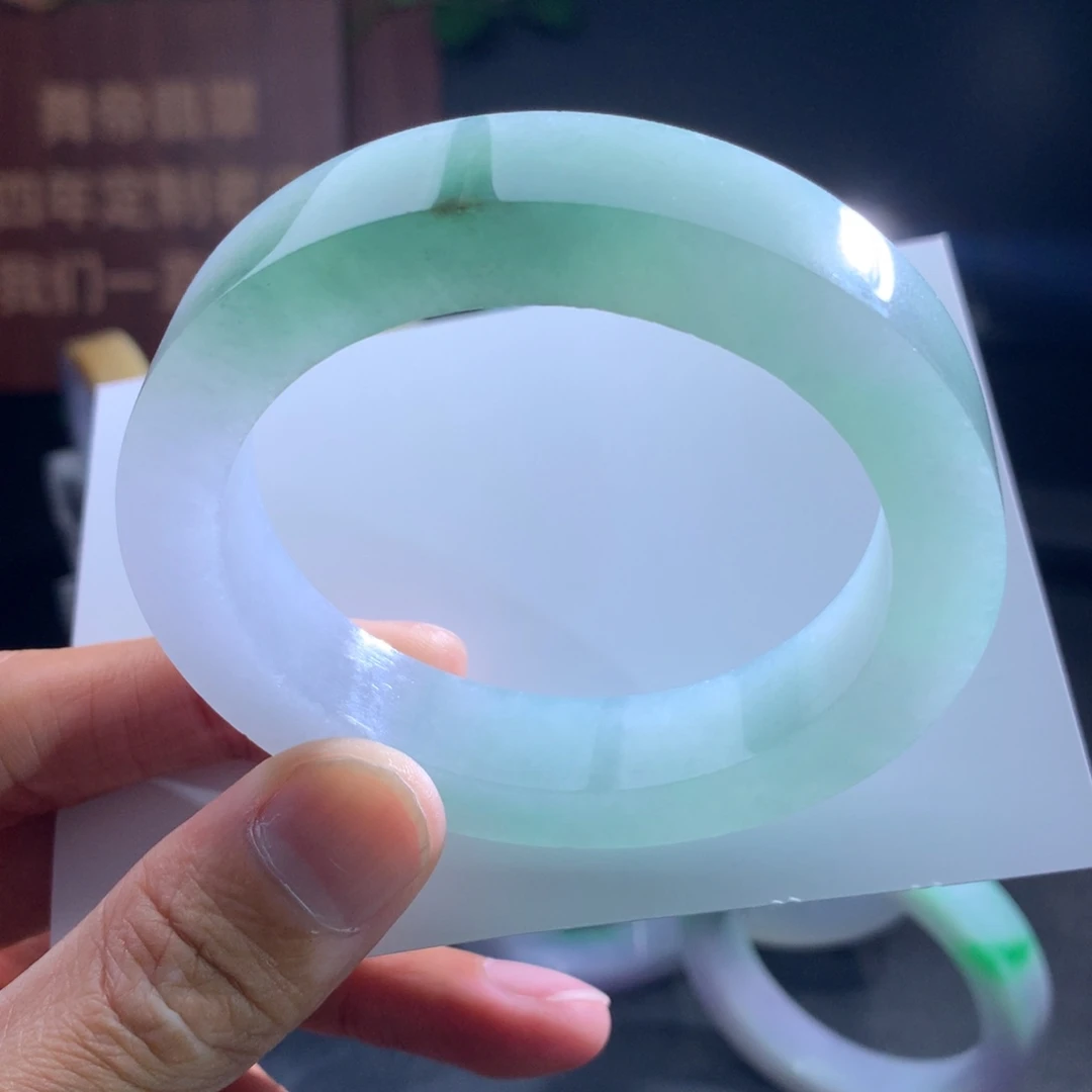 定制翡翠手镯未镶嵌