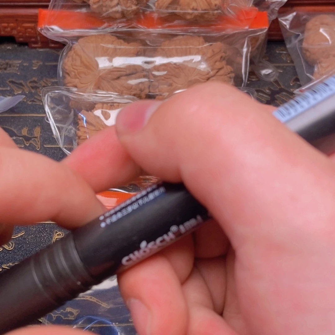 文玩核桃把件没***缸宫灯