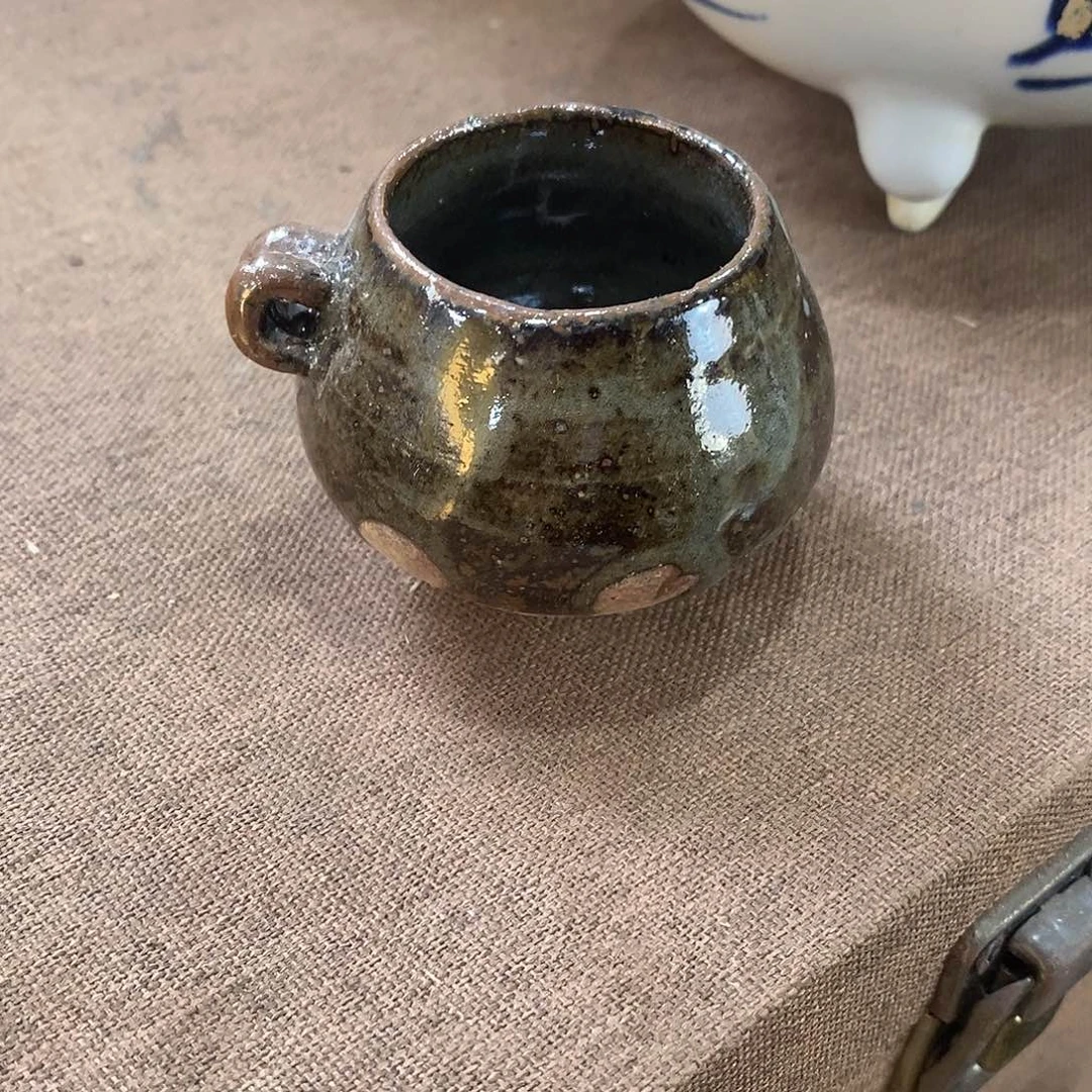 瓷片钧窑的一个鸟食罐