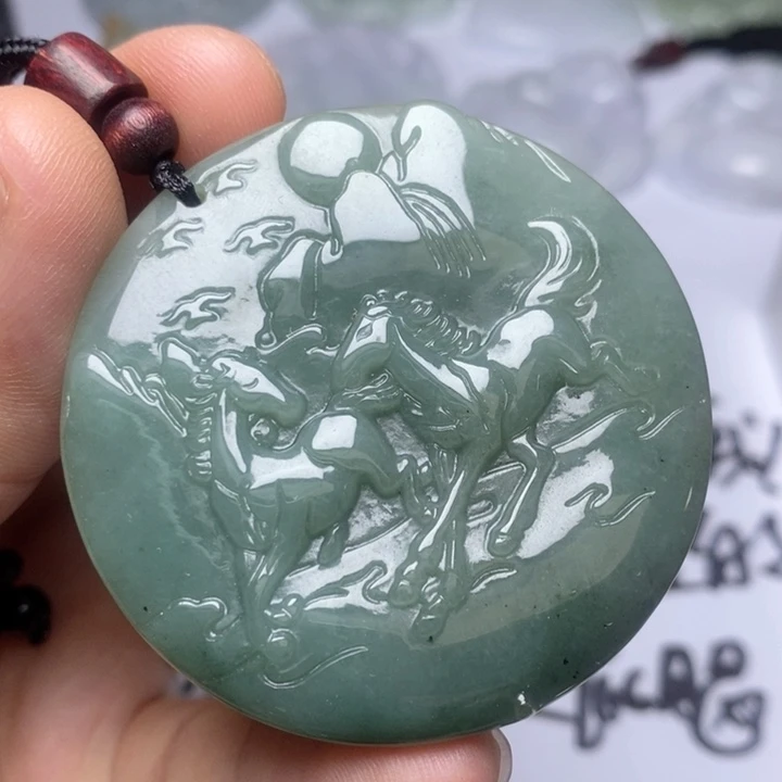 颈饰未镶嵌翡翠翡翠