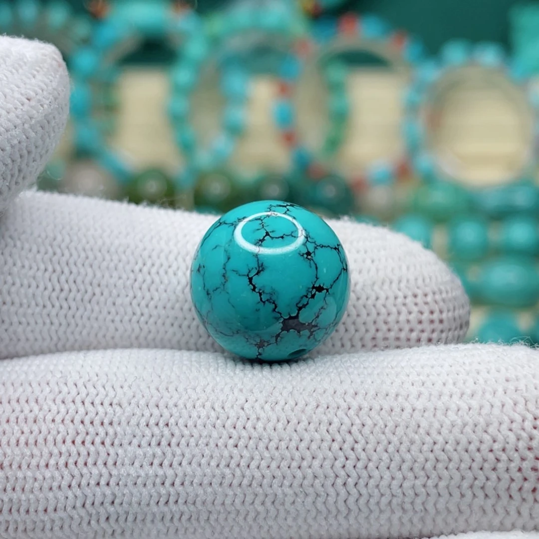 绿松石未镶嵌颈饰