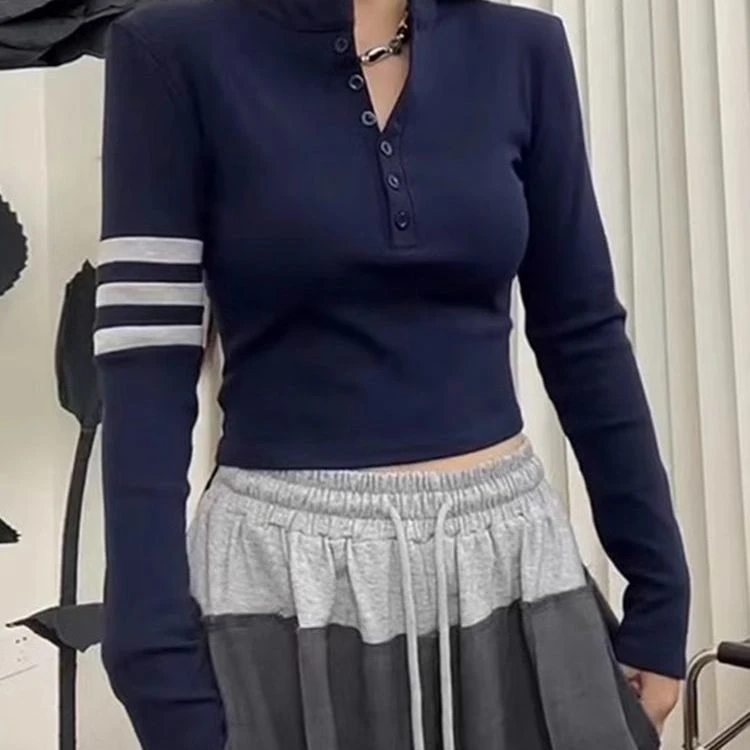 大码复古拼色三道杠单排扣上衣女春秋冬季辣妹修身长袖T桖打底衫