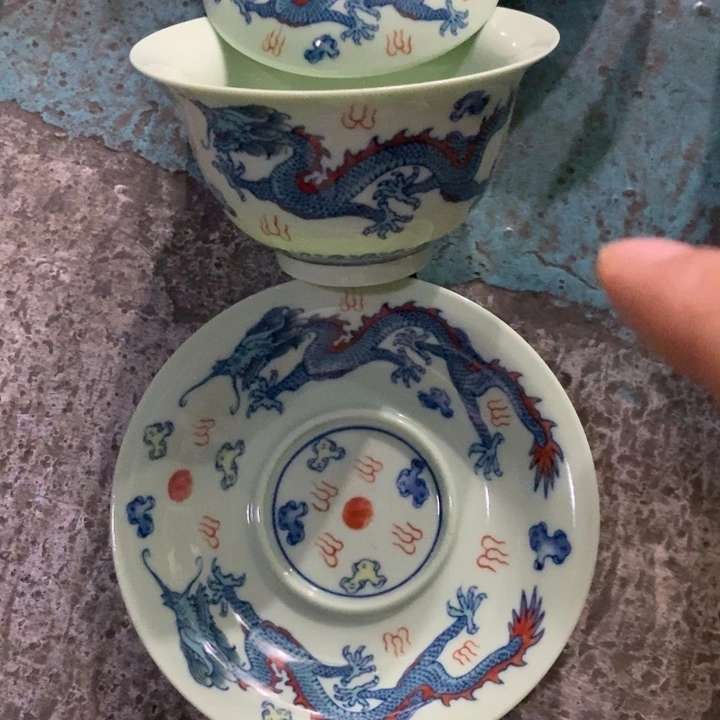 摆件陶绿稀土斗彩龙盖碗