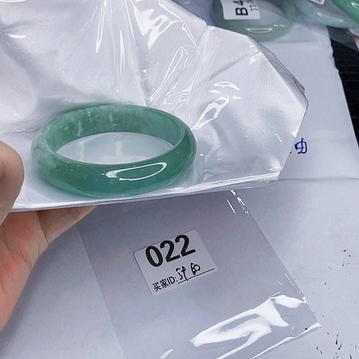 翡翠未镶嵌手镯一图一物实物为准