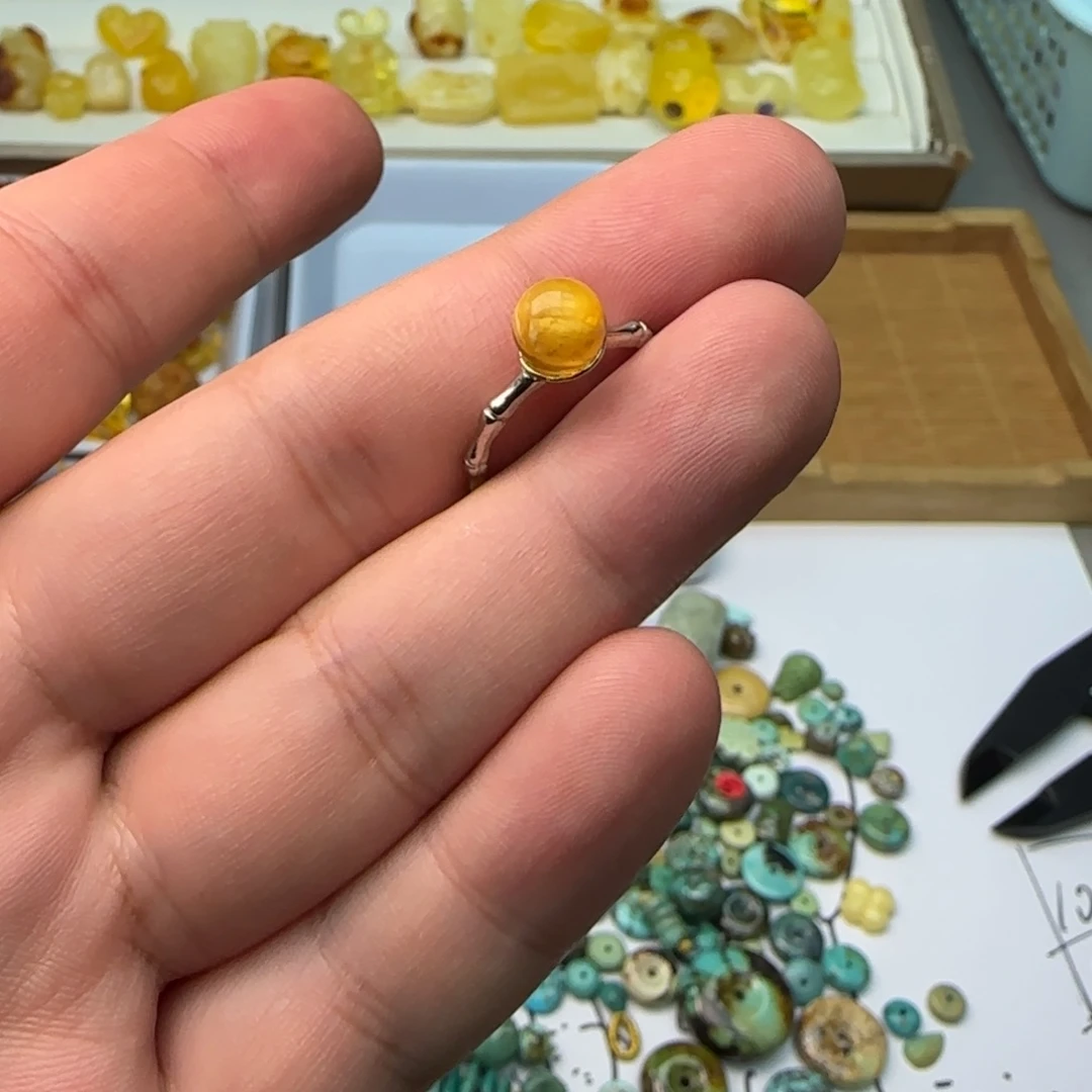 琥珀未镶嵌裸石福利