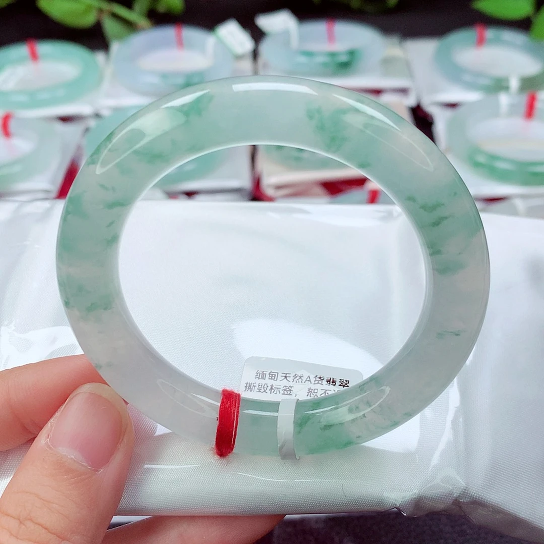 翡翠未镶嵌手镯缅甸天然翡翠手镯