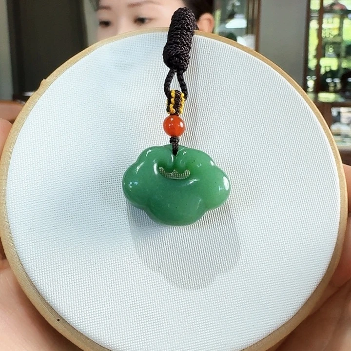 密玉（石英质玉）吊坠未镶嵌
