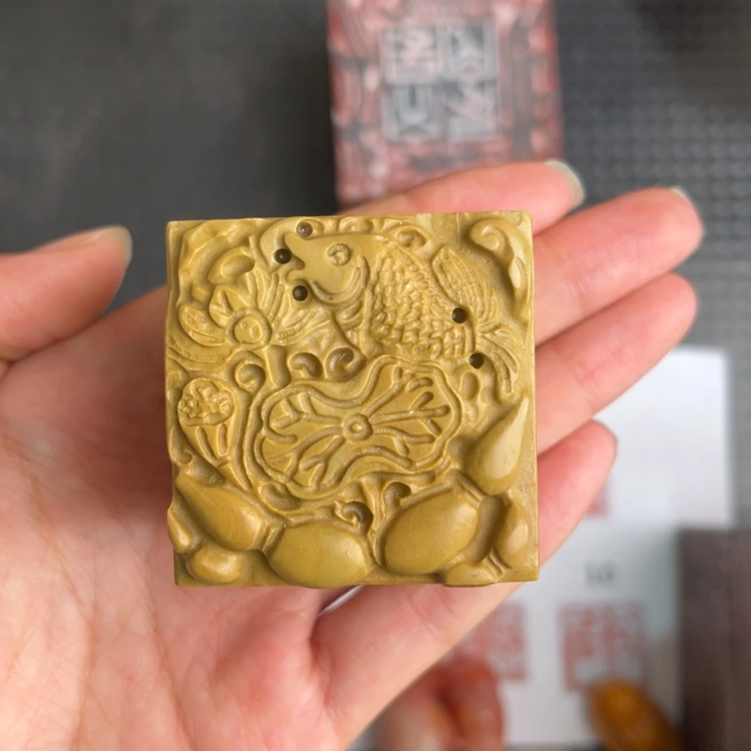 巴林石徐***兰现场纯手工篆刻