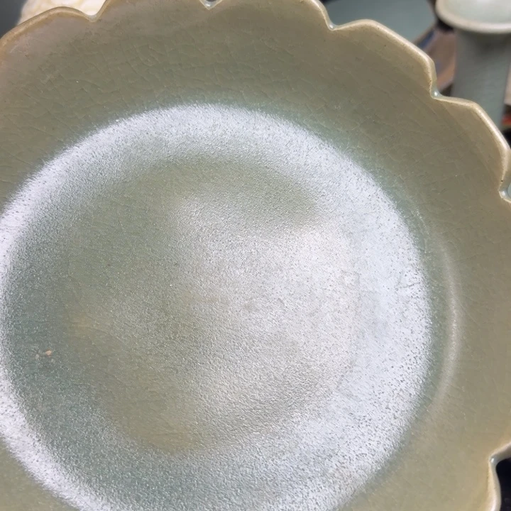 曹***刚东沟窑花口洗豆青釉