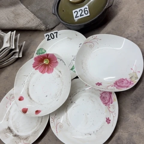 泥塑遐思品介意勿拍陶瓷