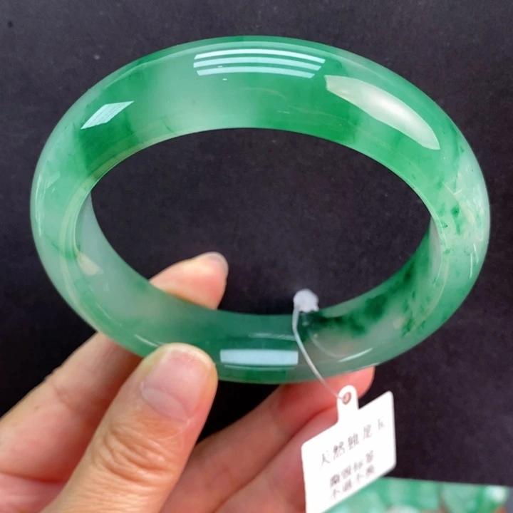 石英质玉手镯未镶嵌用****0
