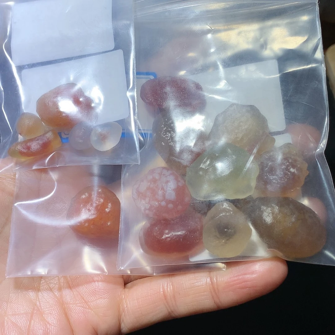 未镶嵌玛瑙/玉髓珠宝奇石