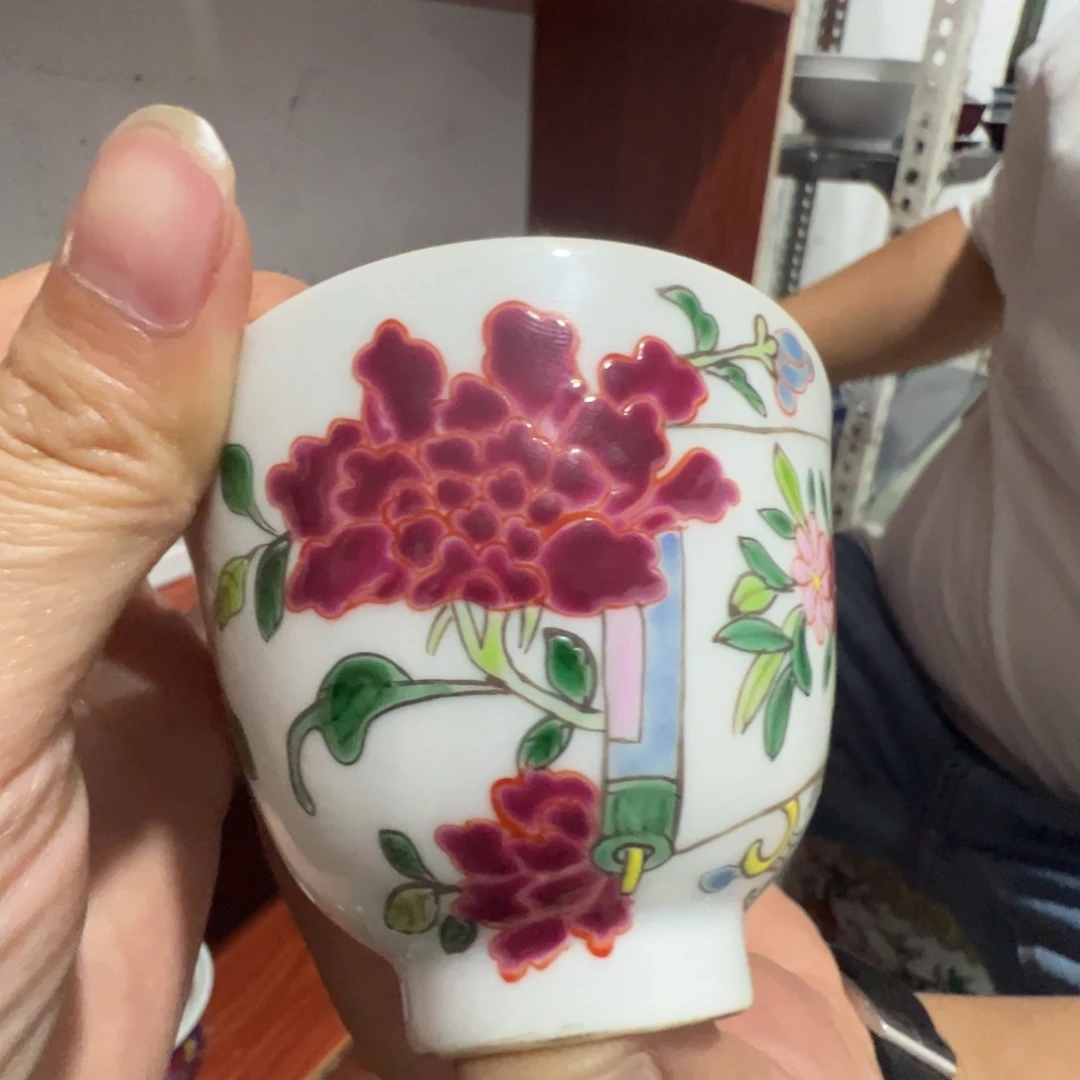 瓷片景德镇陶瓷牡丹博古主人杯一个