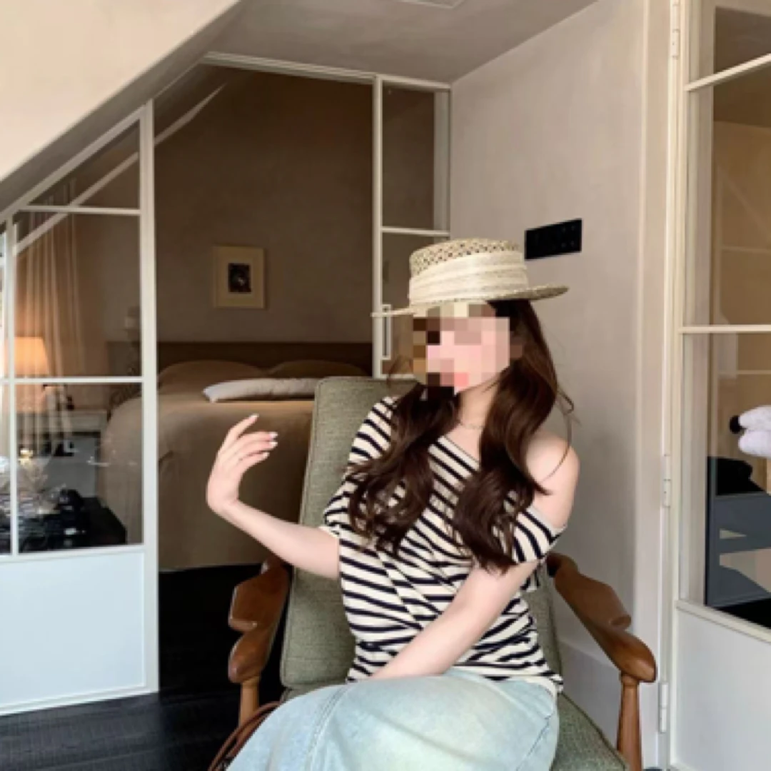 D50033南油爆款气质荡领短袖T恤