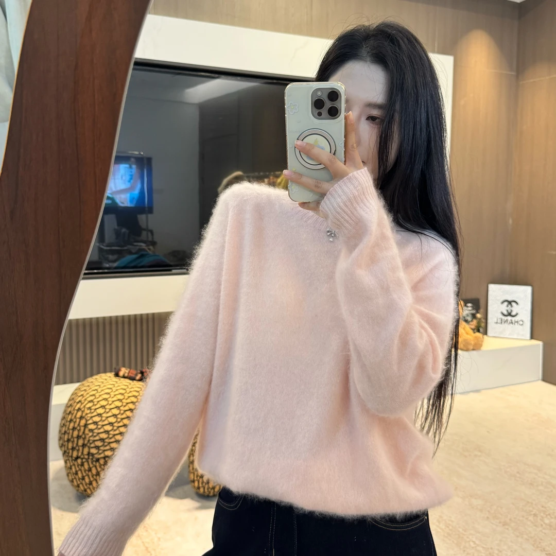 宿慕SUMU 山羊绒 毛茸茸圆领针织衫10-14冬季新款简约毛衣7767