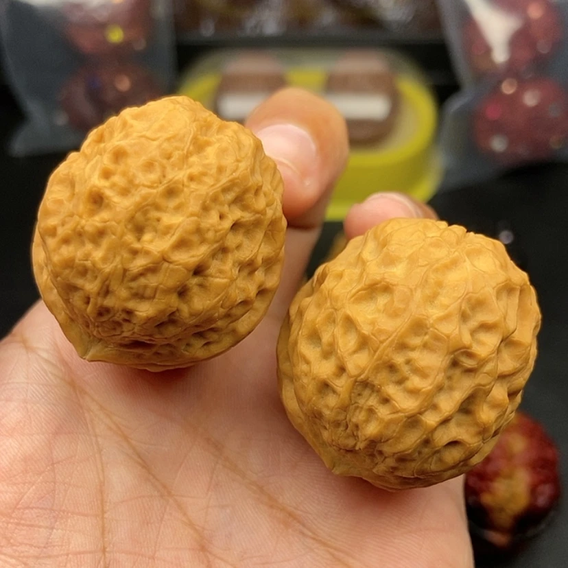 【闪购商品】把件文玩核桃39尺蛇皮元宝