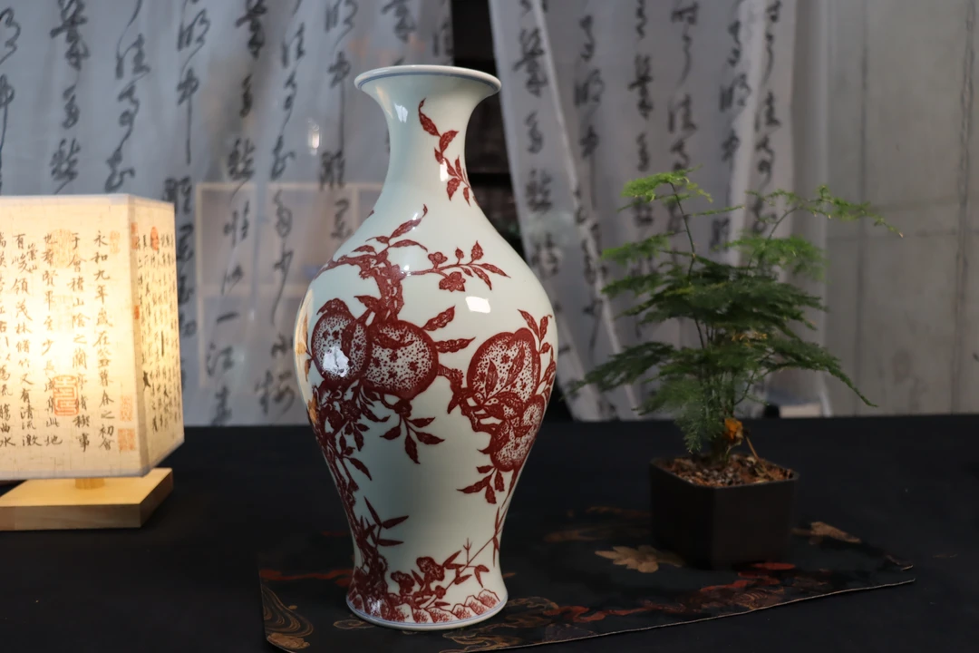 景德镇全手工手绘 仿清全点工工艺古法烧制 桃福橄榄瓶