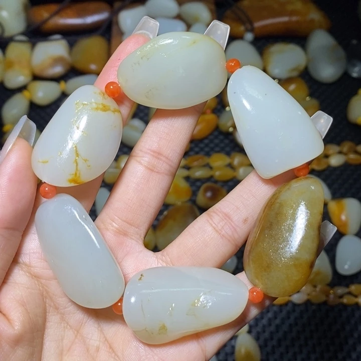 和田玉手链未镶嵌