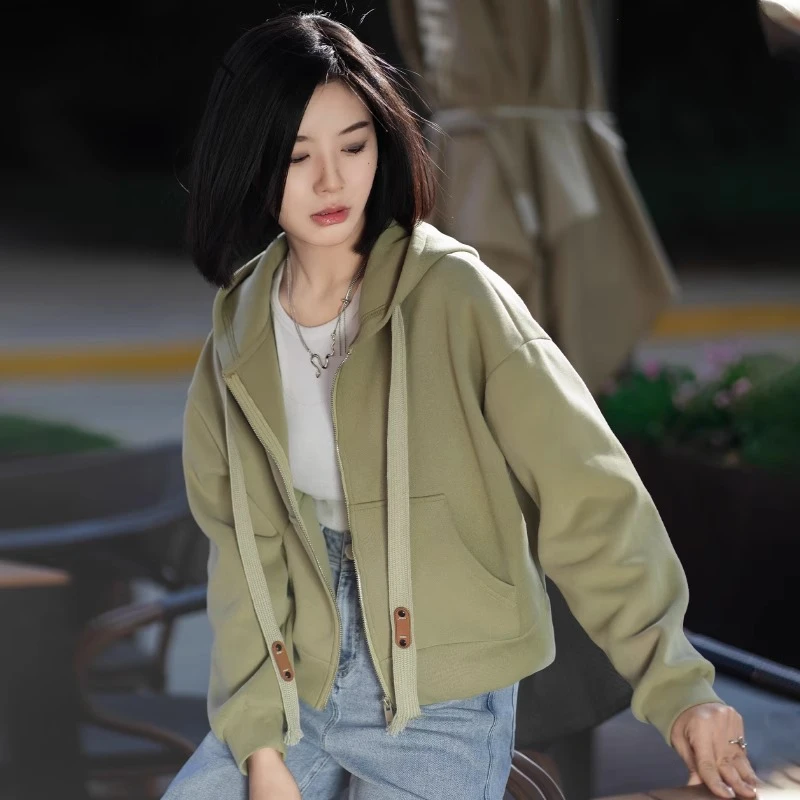 雾绿色外套女2025新款春秋季休闲运动连帽卫衣慵懒风短款百搭上衣