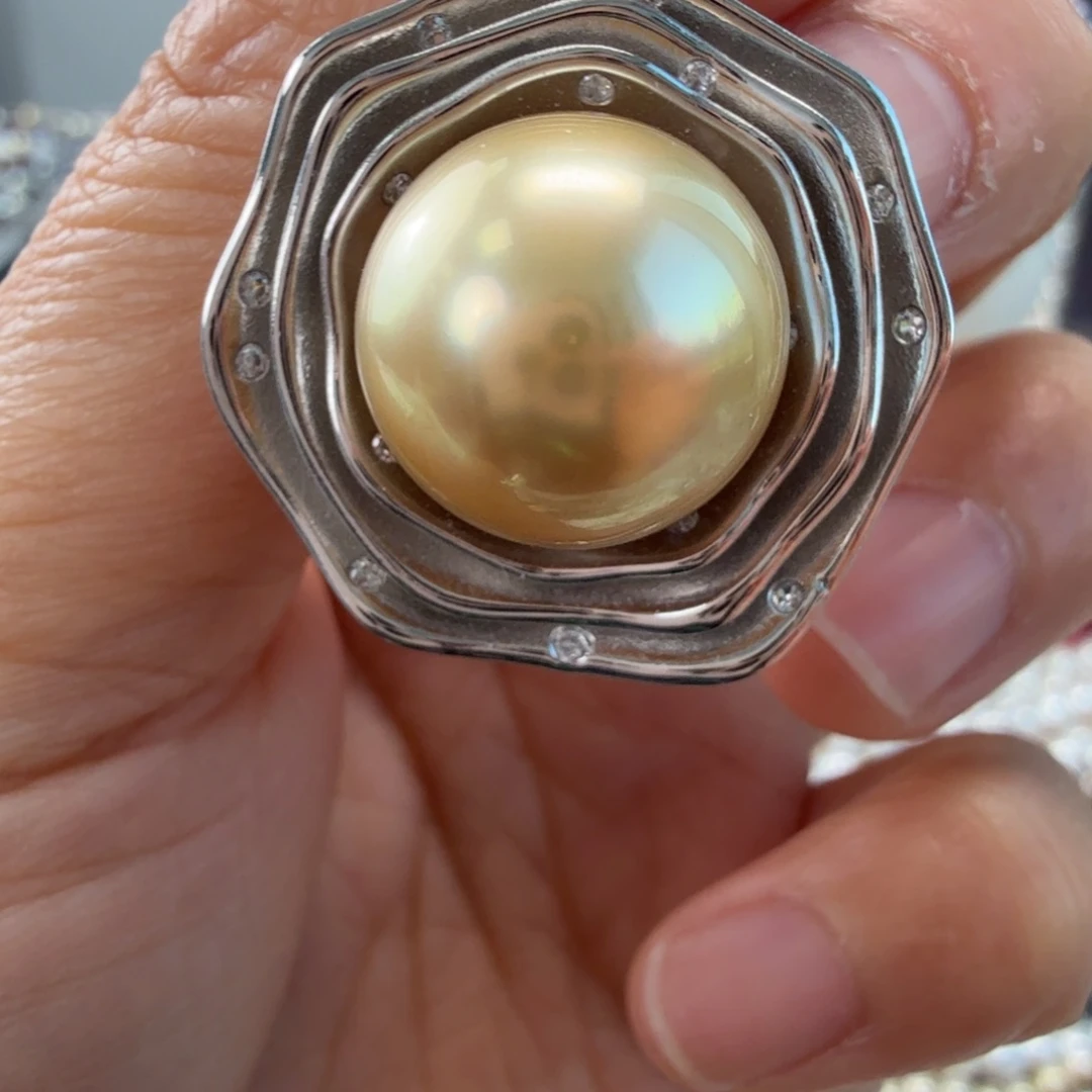 颈饰银S925镶嵌海水珍珠