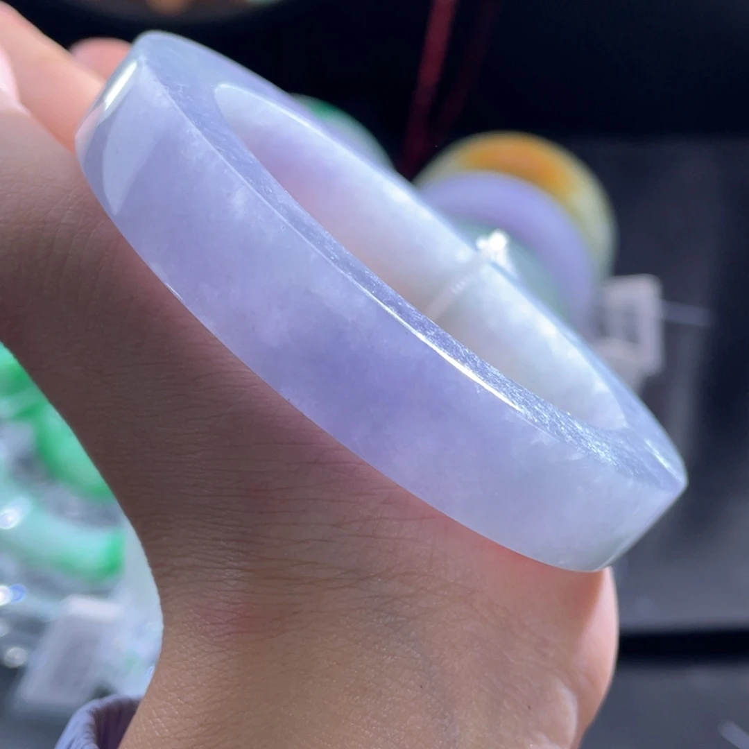 未镶嵌手镯定制翡翠