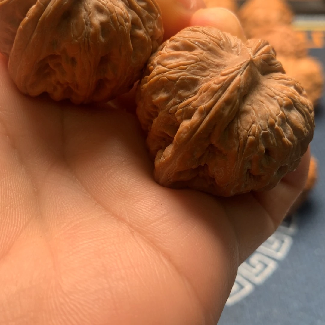 【闪购商品】把件文玩核桃回****头元宝36
