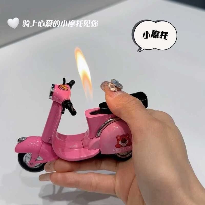 草莓熊三轮金属摩托车模型摆件个性充气打火机送朋友礼物潮