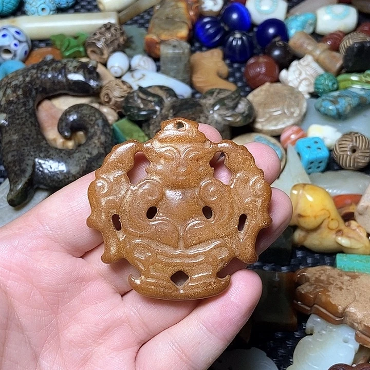 和田玉未镶嵌颈饰166