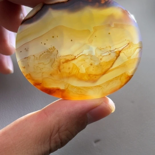 玛瑙/玉髓颈饰未镶嵌黑**生