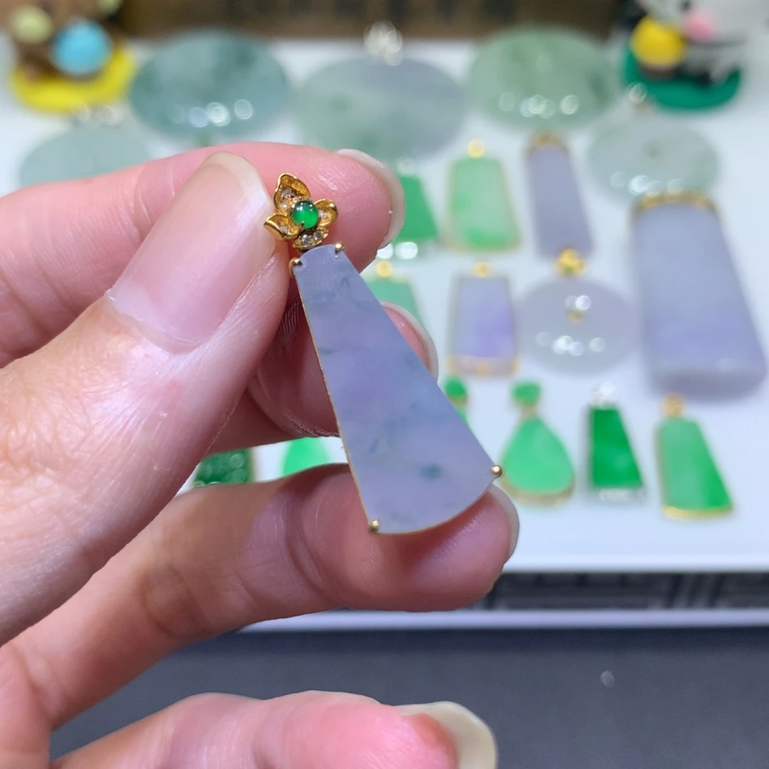 翡翠18K金镶嵌吊坠(不含链)