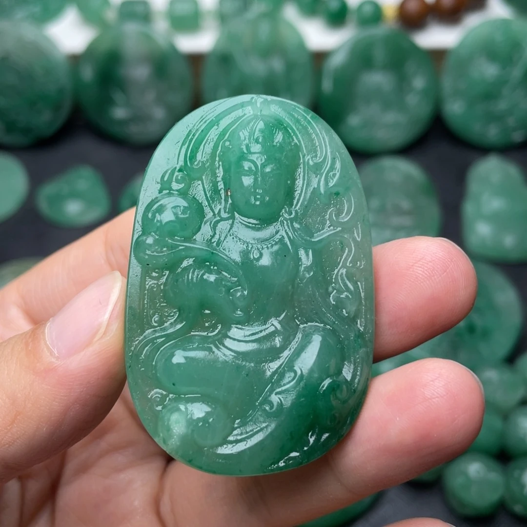 石英质玉未镶嵌颈饰微瑕处理
