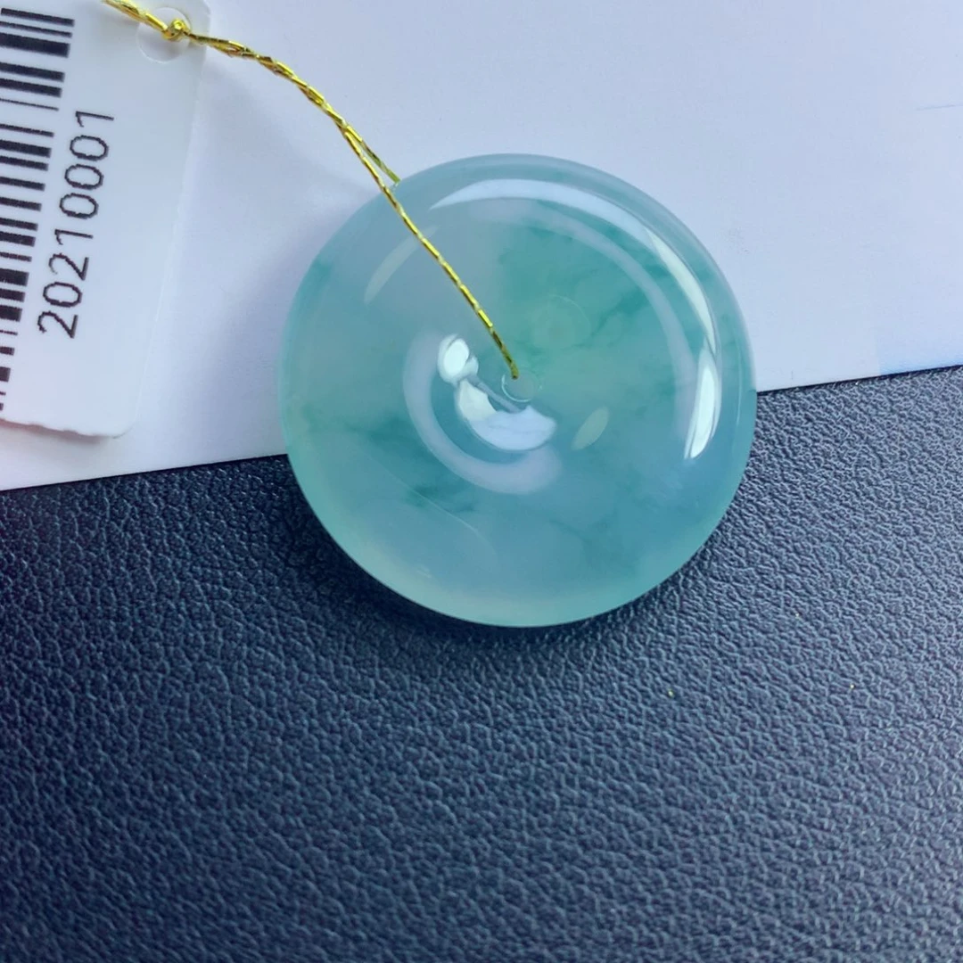 颈饰未镶嵌翡翠平安扣