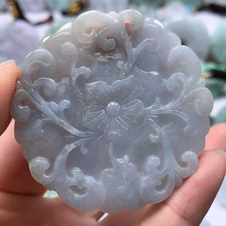 翡翠未镶嵌颈饰花开富贵福利