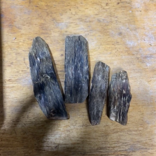 沉香碎屑沉香奇楠沉香原木料